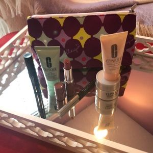 New!-clinique make up bundle!